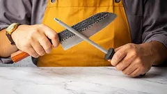 Sharpening knives at home: how to permanently solve the "acute issue"