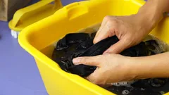 The vinegar secret: how to preserve the black color of clothes after washing.
