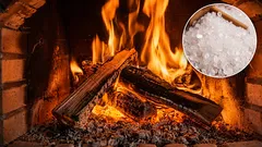 200 grams in the fireplace - and the chimney is as good as new: the soot dissolves by itself, without cleaning and the help of specialists.